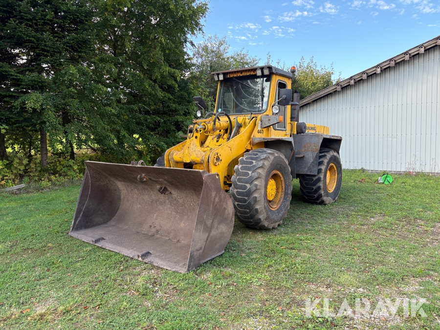Gummiged Hanomag 44F - 12000kg