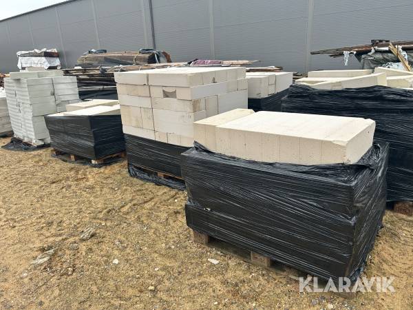 Gas beton ca 250 styk