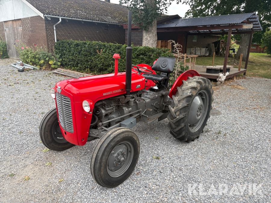 Veterantraktor Massey Ferguson 35 X