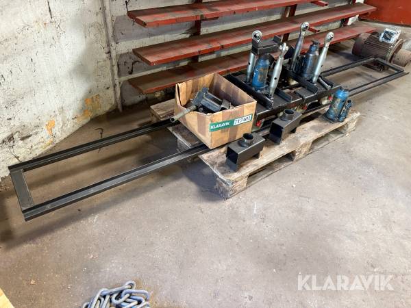 Løfteudstyr hydraulisk på skinner traktor skiller