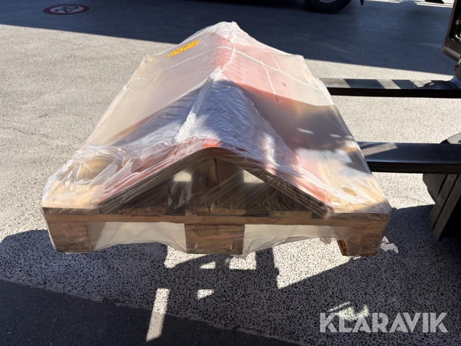 Rygningssten Swisspearl 35 grader rød 30 styk