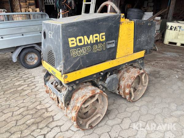 Rende- og grøftevalse Bomag BMP 851, fjernstyret