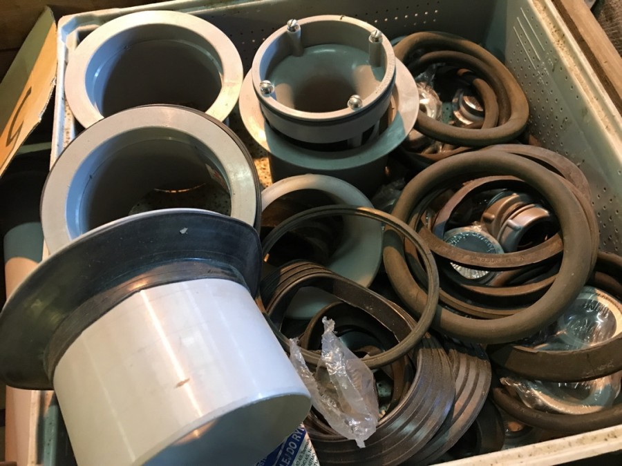 Klaravik Auktioner | Part med pvc