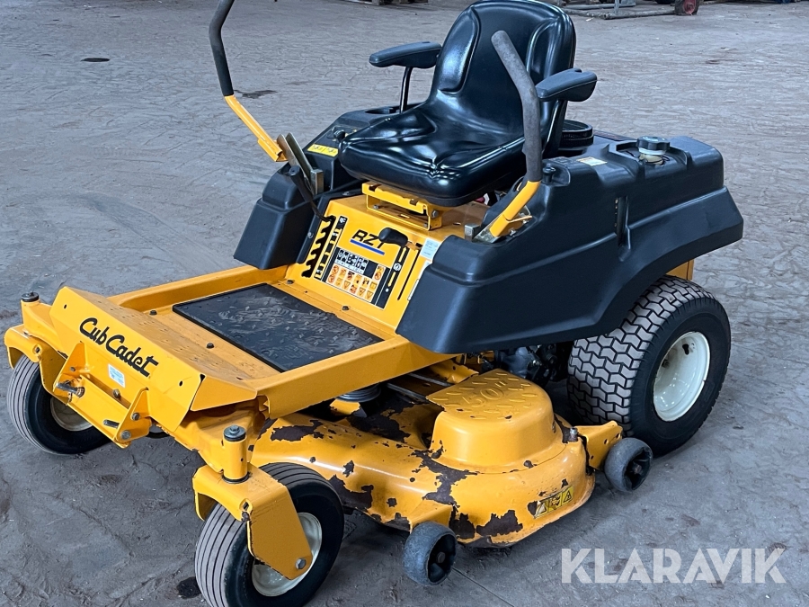 Zero turn Cub cadet RZT-50
