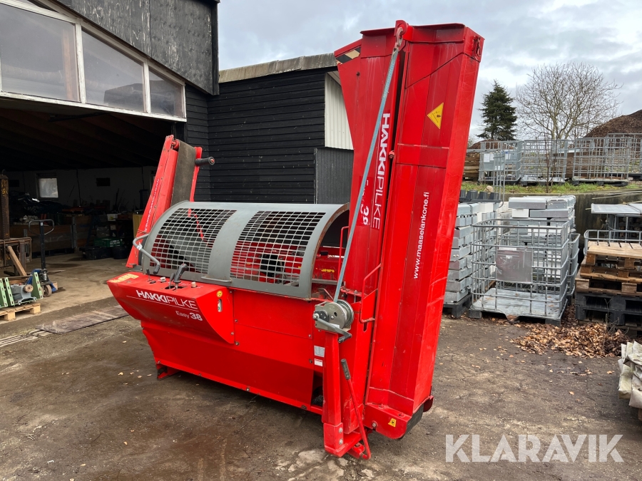 Save/kløveanlæg Hakkiplike Easy 38 med stramme løfter.