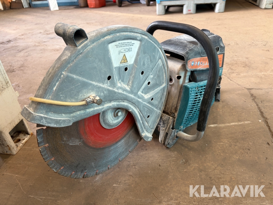 Motorkapsav Makita DPC8132 - benzindrevet med vandtilførsel