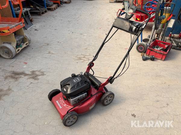 Græsslåmaskine Jonsered LM2147CMDAE