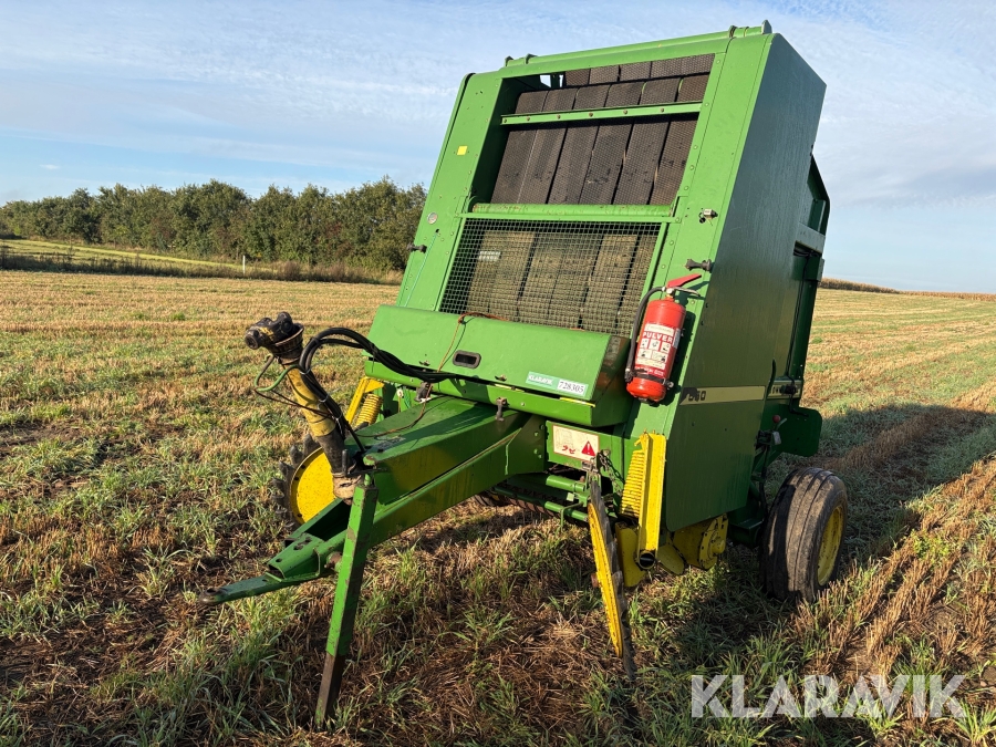 Ballepresser John Deere 550