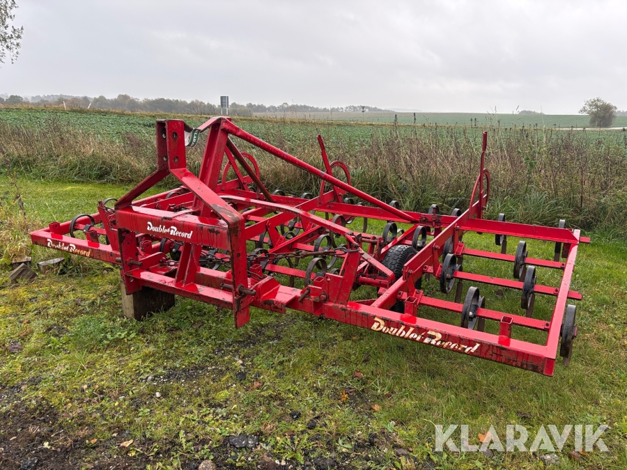 Harve Doublet-Record