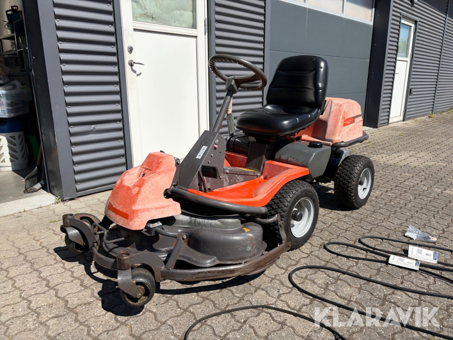 Græsslåmaskine Husqvarna frontklipper Rider 15-V2