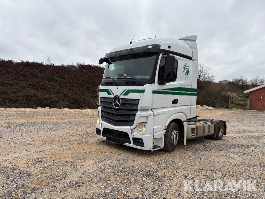Lastbil Mercedes-Benz Actros