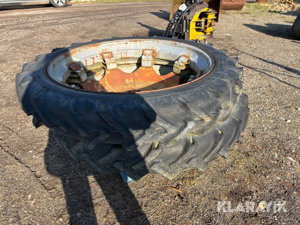 Dæk på fælge 2 styk