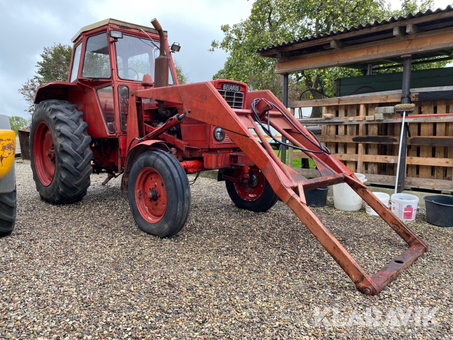 Traktor med frontlæsser Belarus MTZ 70 super