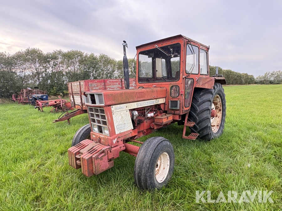 Veterantraktor IH 946