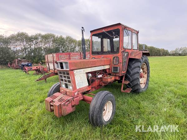 Veterantraktor IH 946