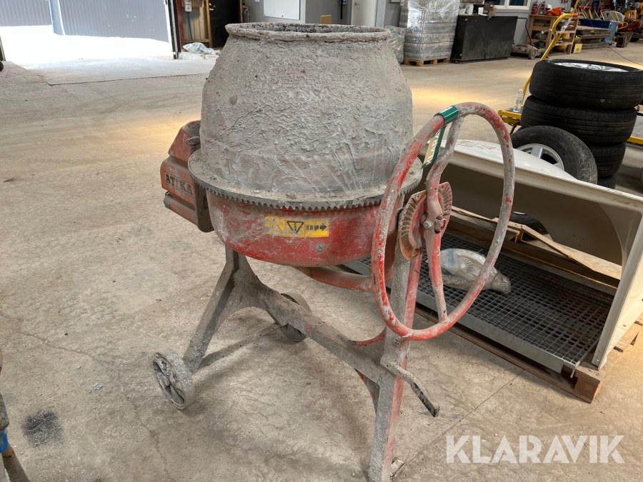 Cement blander Atika 145S
