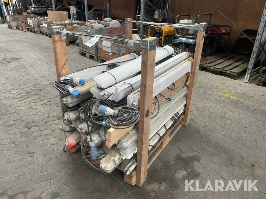 Lysarmaturer cirka 30 styk