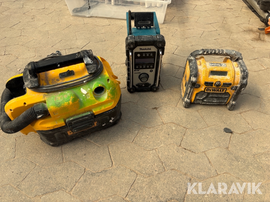 Lot radio og støvsuger DeWalt og Makita