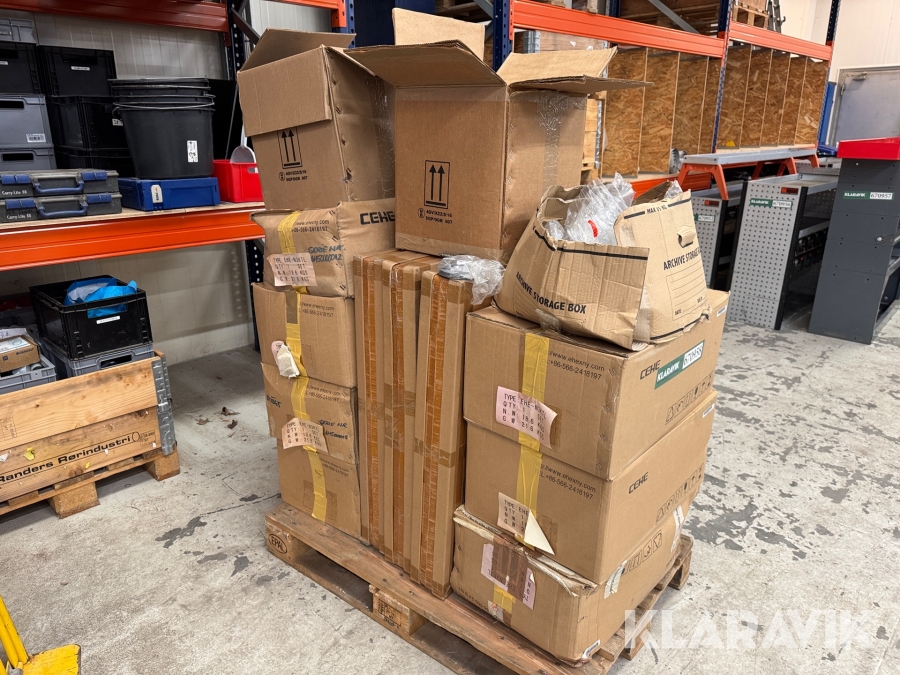 Fastgøring til solceller