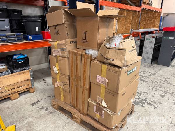 Fastgøring til solceller