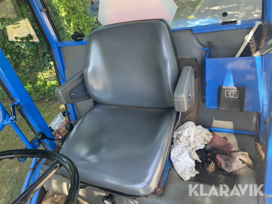 Redskabsbærer Iseki SF300 med tilbehør