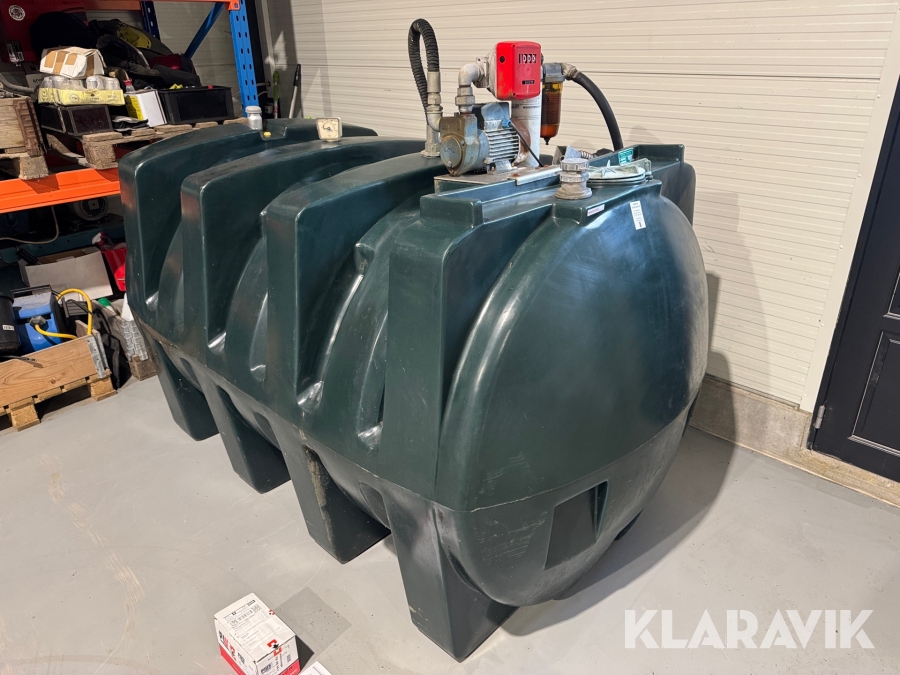 Dieseltank Kingspan Miljøcontainere A/S 2500 liter med pumpe