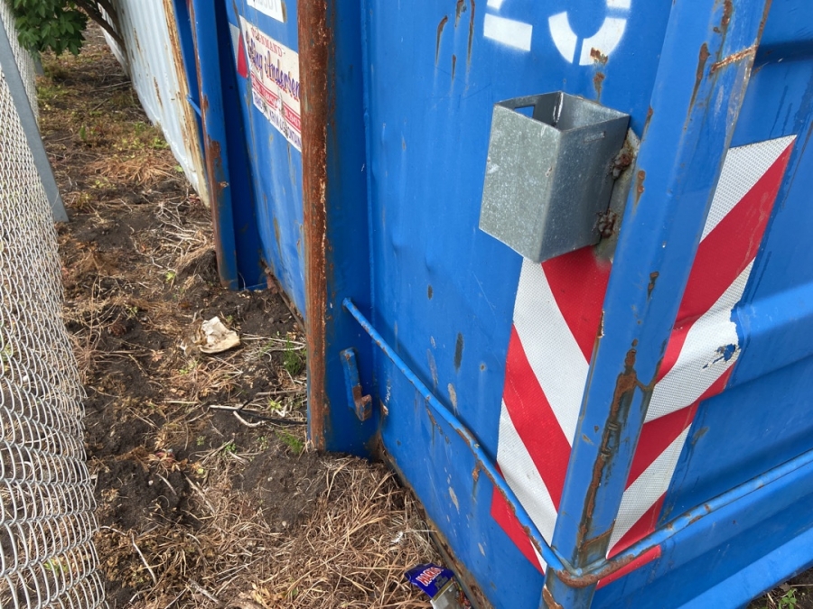Container