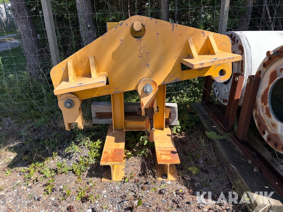 Løfteåg og krantårn til truck