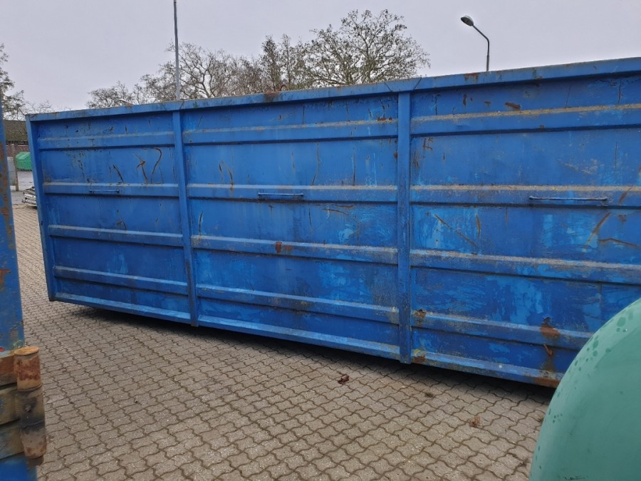 Container