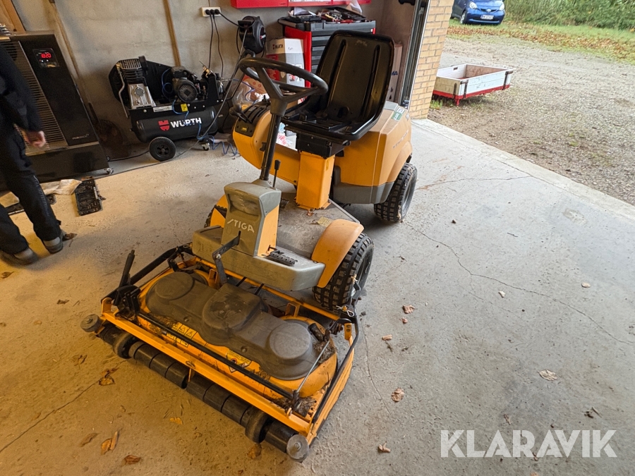 Havetraktor Stiga Park Pro 16