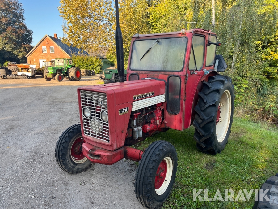 Veterantraktor McCormick International 624