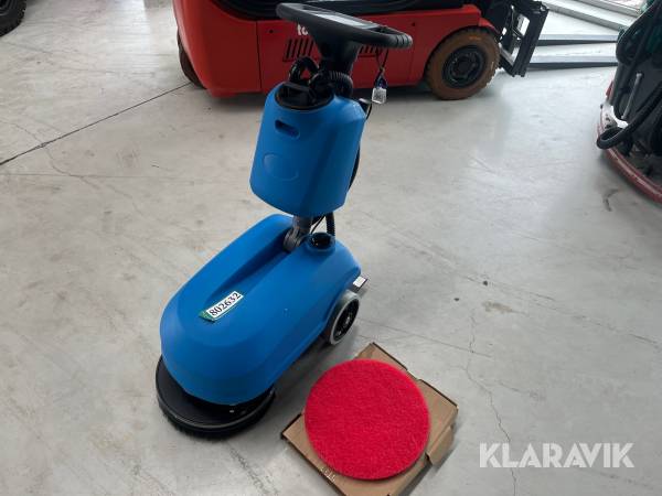 Gulvvasker/Gulvvaskemaskine NH GV380