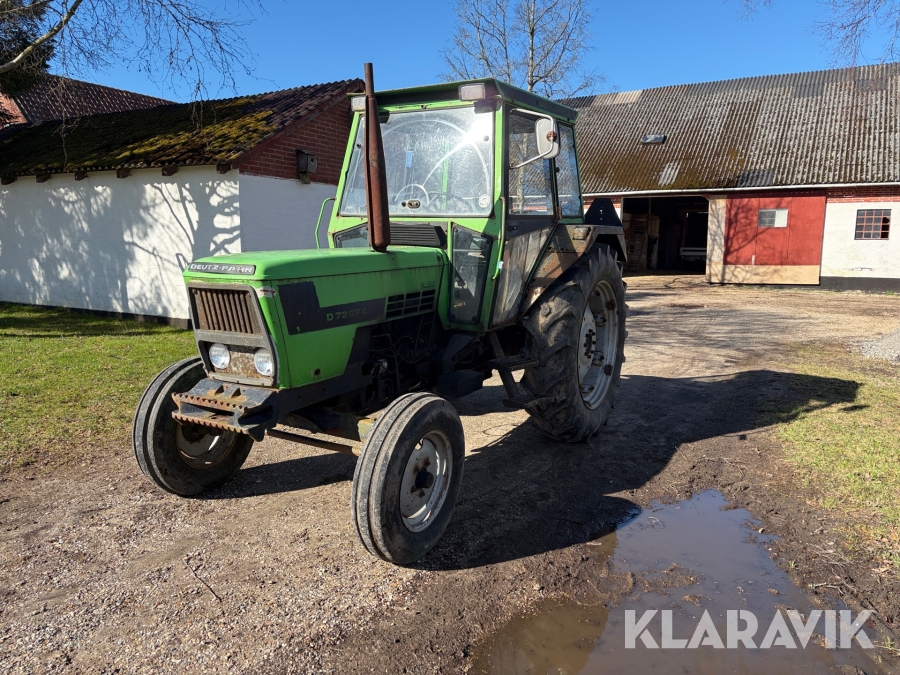 Veterantraktor DEUTZ-FAHR D7207C