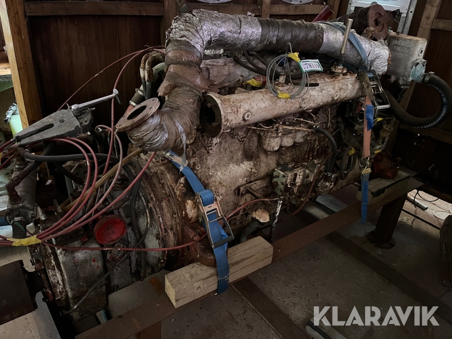 Engine Rolls Royce 6 Cylinder Engine Rolls Royse 6 cyl Båd motor