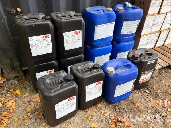 Blandet lot motor/hydraulikolie og kølevæske Ok/Q8 12 styk