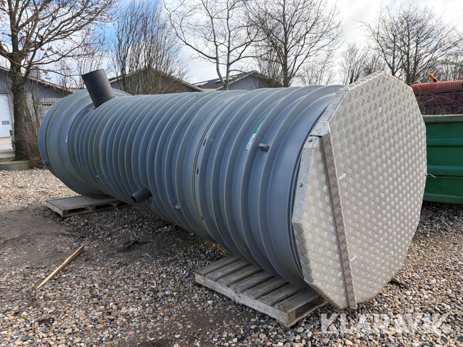 Pumpebrønd grundfos PUST med styring og pumpe