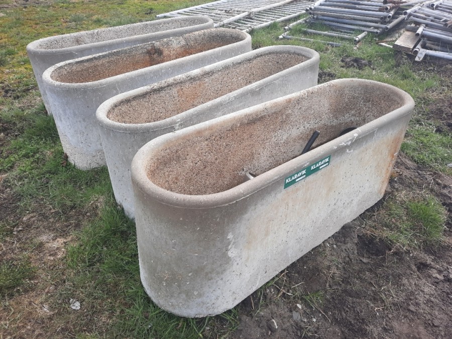 4 beton vandtrug