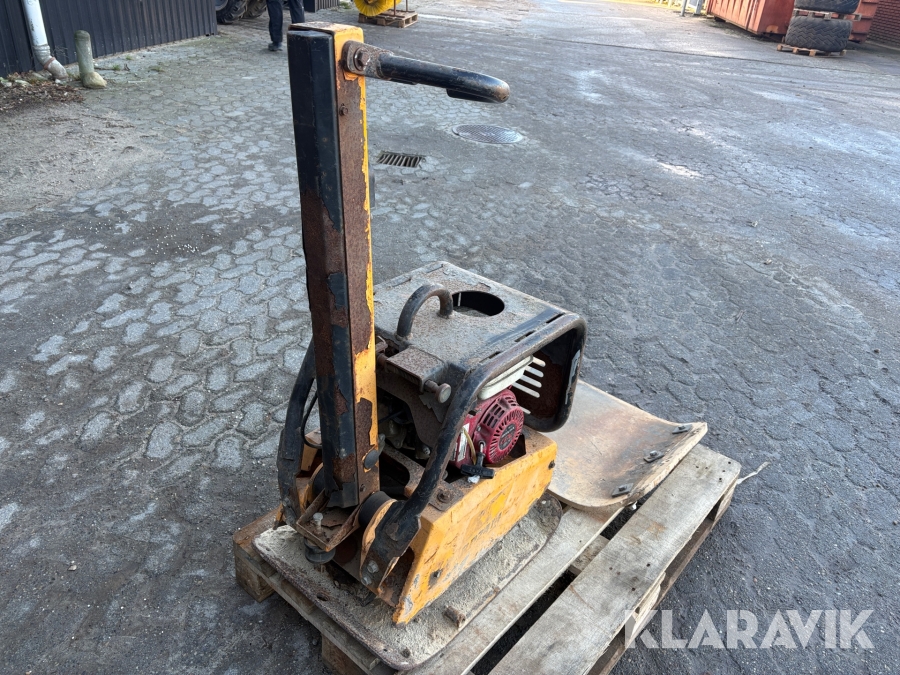 Pladevibrator Euro Shatal RP2414-50