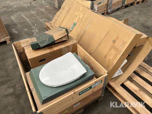 Brusevæg skab håndvaske og toiletbræt samlet lot 2 paller