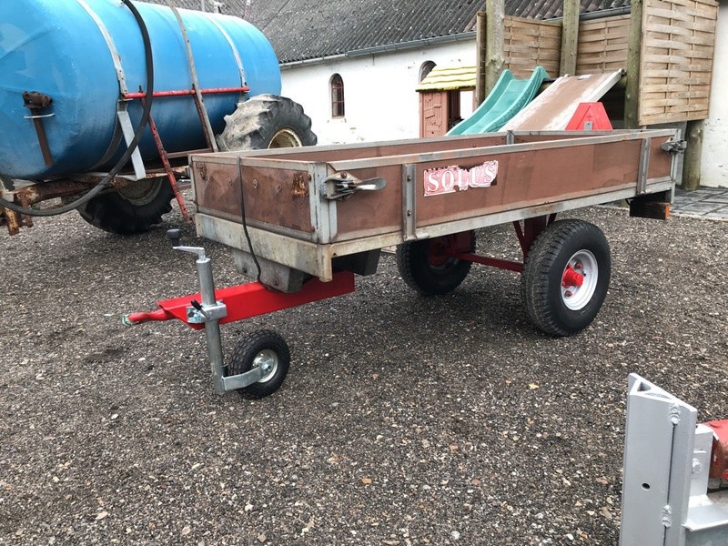 Trailer