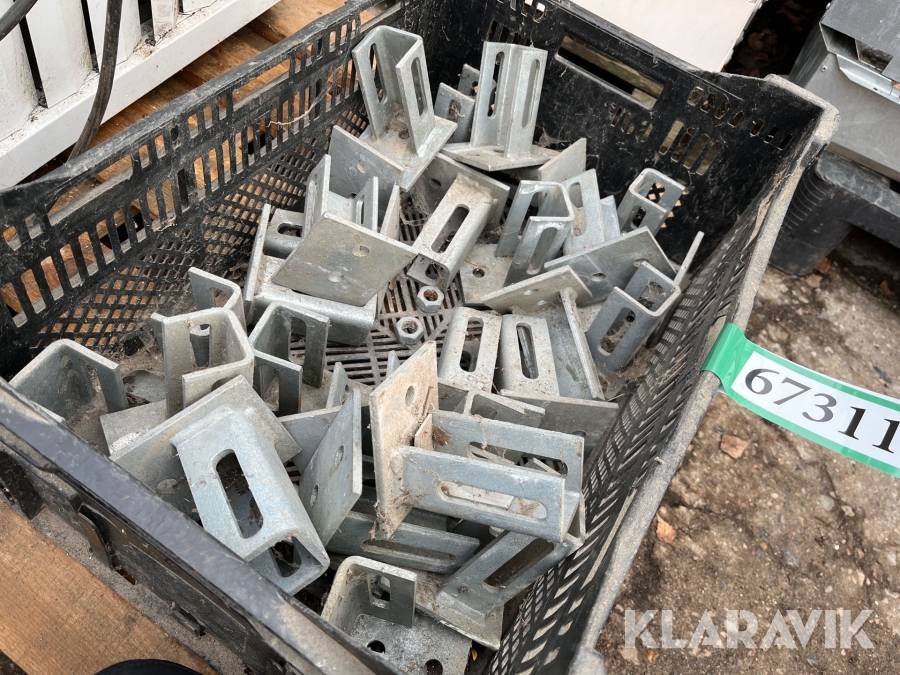 Beslag Galvaniserede 30 styk.