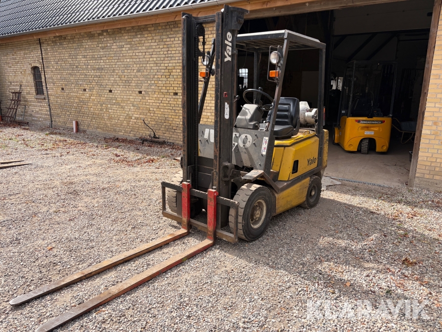 Gas truck Yale GLP15AE