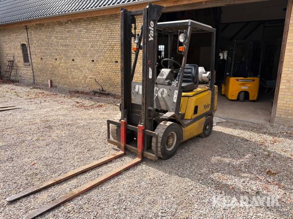 Gas truck Yale GLP15AE