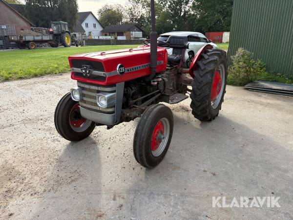 Veterantraktor Massey Ferguson 135