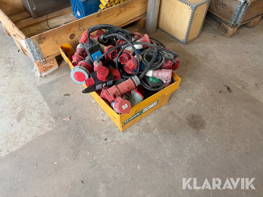 Blandet parti CEE stik og fordelere