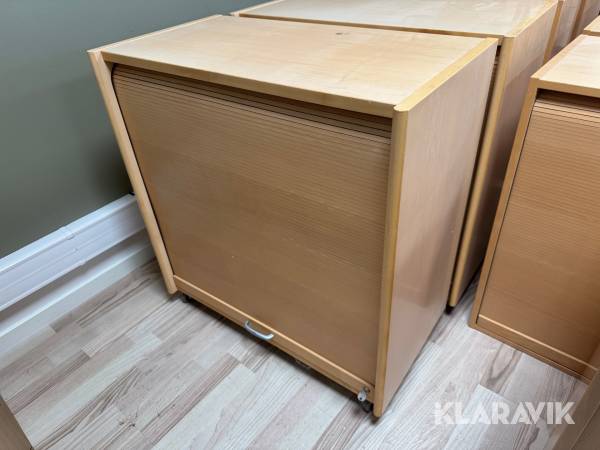 Skabe/reoler 5 styks