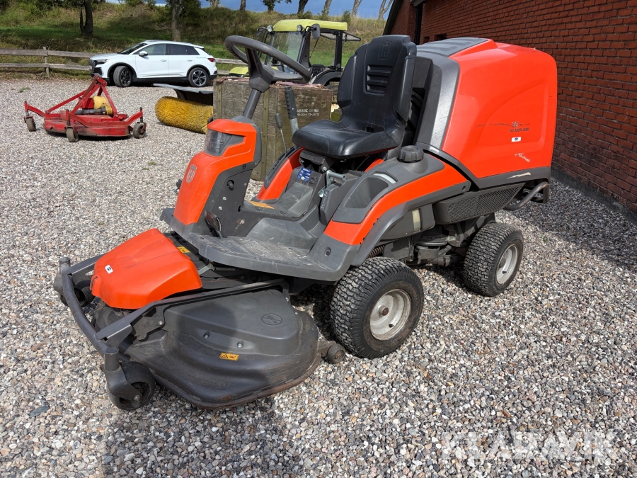 Græsslåmaskine Husqvarna RC 320Ts AWD