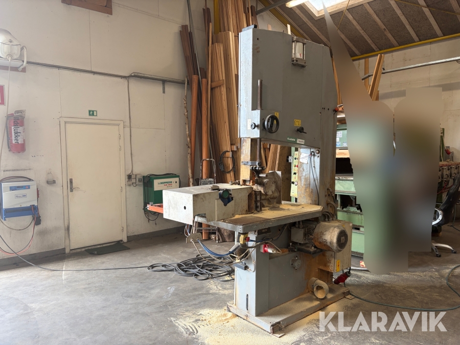 Kløvbåndsav Meber SR 900 R med centret fremdrift