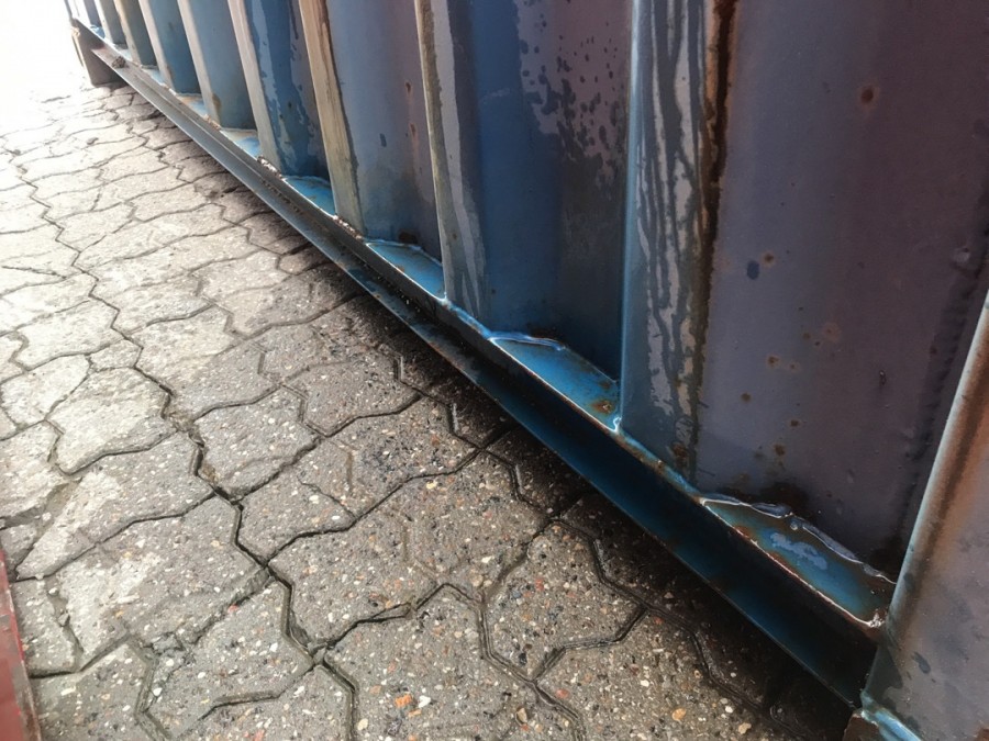 Container
