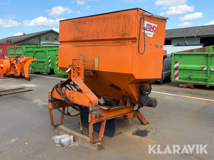 Liftophængt saltspreder Bucher Tracon 1200 FS